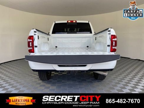 Used 2024 RAM 2500 Laramie w/ Safety Group AWD/4WD image 30