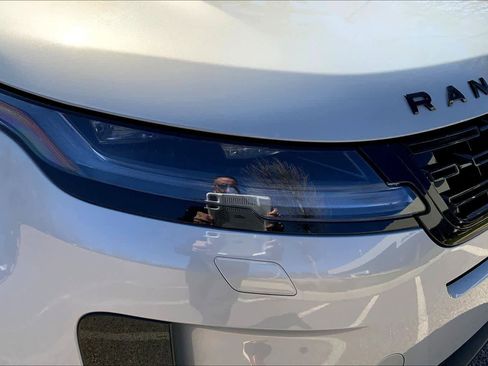 Used 2026 Land Rover Range Rover Evoque S image 24