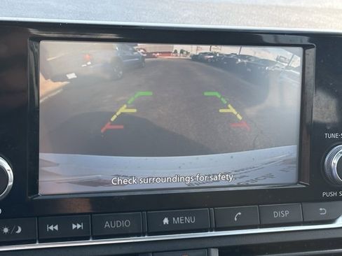 Used 2022 Nissan Altima 2.5 S image 2