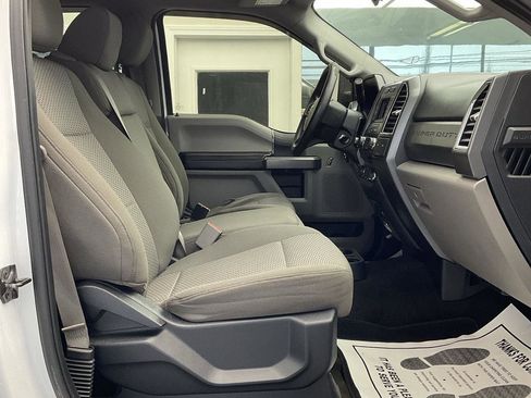 Used 2017 Ford F250 XLT image 11