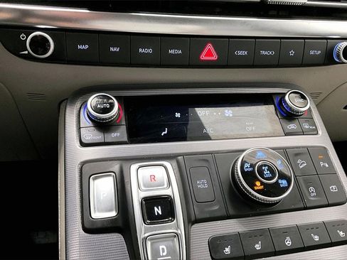 Certified 2023 Hyundai Palisade Calligraphy w/ Cargo Package image 24