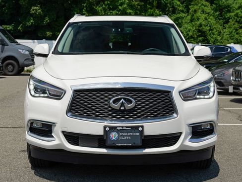 Used 2018 INFINITI QX60 Luxe w/ Premium Plus Package AWD/4WD image 2