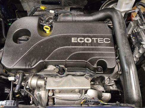 Used 2022 Chevrolet Equinox LS w/ LS Convenience Package image 30