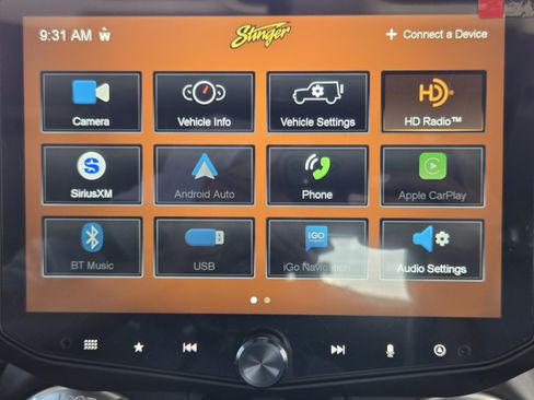 Used 2017 Jeep Wrangler Unlimited Sahara w/ Connectivity Group AWD/4WD image 13