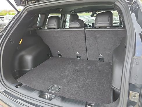 Used 2024 Jeep Compass Trailhawk image 98