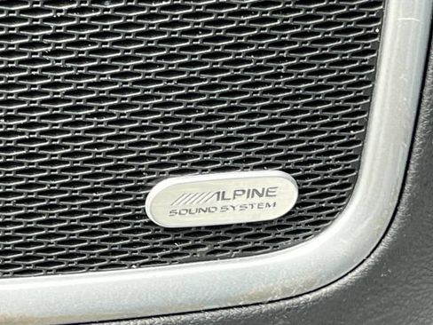 Used 2023 Jeep Compass Latitude w/ Sun and Sound Group AWD/4WD image 18