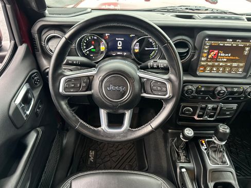 Used 2021 Jeep Wrangler Unlimited Sahara image 14