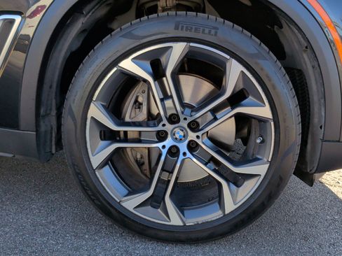 Used 2023 BMW X5 xDrive45e w/ Executive Package image 3