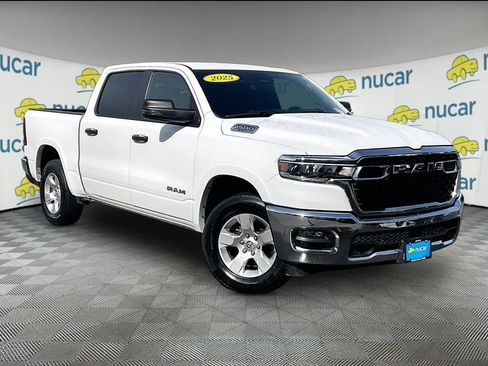 Used 2025 RAM 1500 Big Horn AWD/4WD image 1