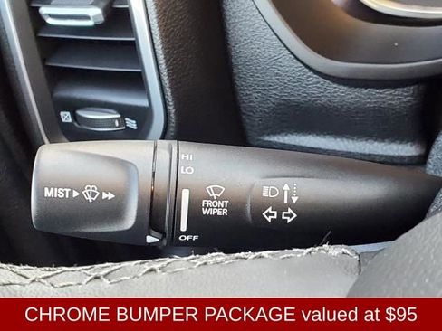 Used 2025 RAM 3500 Laramie image 21