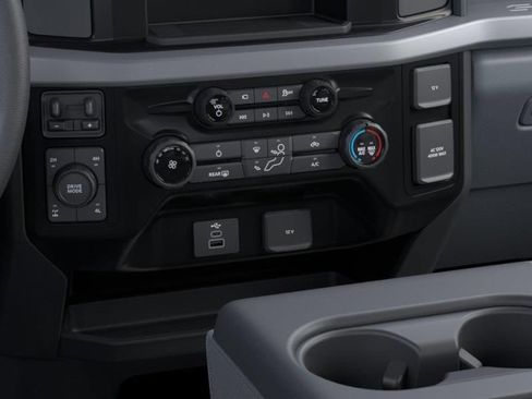 New 2026 Ford F250 XL w/ STX Appearance Package AWD/4WD image 15