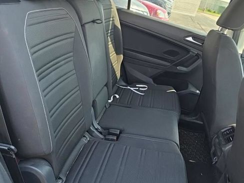 Used 2023 Volkswagen Tiguan S FWD image 7