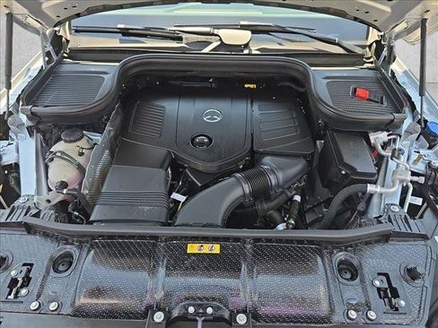 Used 2025 Mercedes-Benz GLE 350 4MATIC image 30