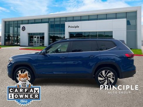 Used 2026 Volkswagen Atlas SE w/ Panoramic Sunroof Package FWD image 6