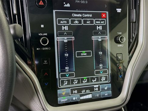 Certified 2025 Subaru Outback Premium image 10