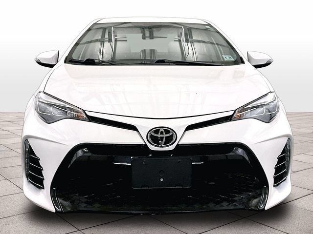 Used 2018 Toyota Corolla SE w/ Body Protection Package FWD image 3