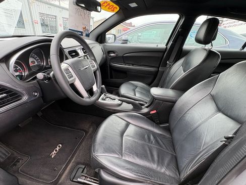 Used 2013 Chrysler 200 Limited w/ Sun/Sound Group FWD image 8