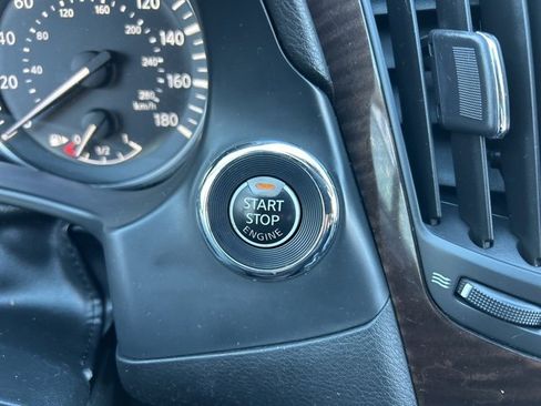 Used 2018 INFINITI Q50 Luxe w/ Essential Package (3.0T Luxe) image 21