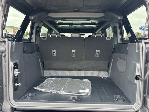 New 2025 Ford Bronco Big Bend w/ Black Diamond Package AWD/4WD image 18