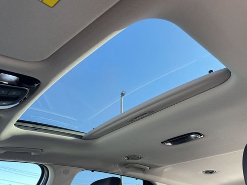 Used 2024 Hyundai Palisade SEL image 14