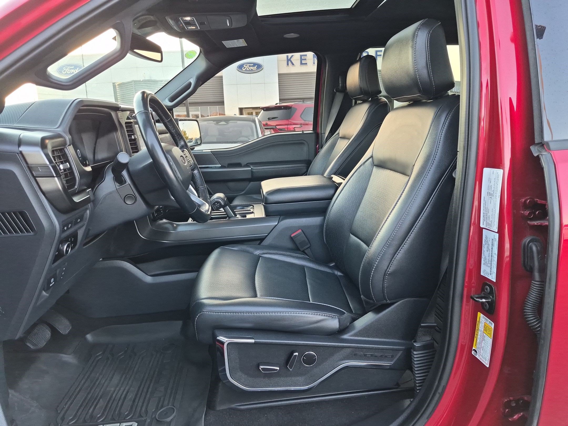 Used 2024 Ford F150 Lariat w/ Equipment Group 502A High AWD/4WD image 18