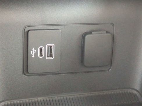 New 2026 Ford Explorer Active image 21