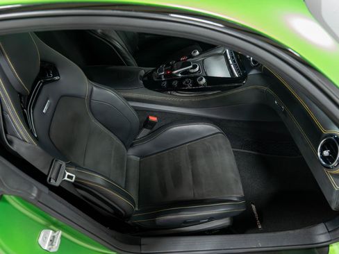 Used 2018 Mercedes-Benz AMG GT R image 78