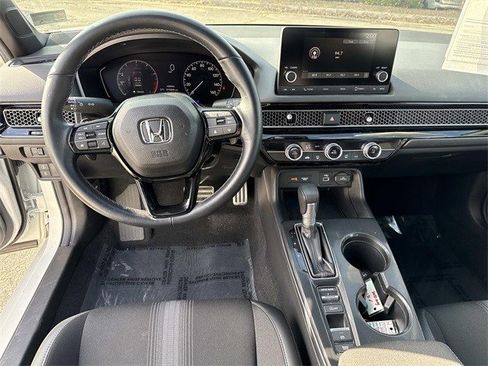 Used 2024 Honda Civic Sport image 17