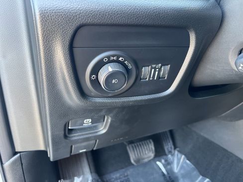 Certified 2023 Jeep Grand Cherokee L Limited w/ Luxury Tech Group II image 22