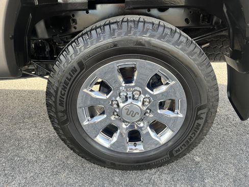 Used 2018 Ford F250 King Ranch w/ King Ranch Ultimate Package AWD/4WD image 12