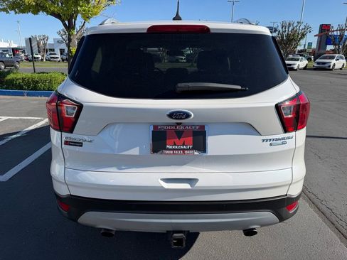 Used 2019 Ford Escape Titanium AWD/4WD image 4
