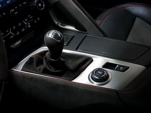 Used 2019 Chevrolet Corvette Z06 image 17