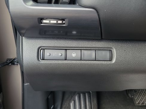 Certified 2024 Nissan Pathfinder Rock Creek AWD/4WD image 27