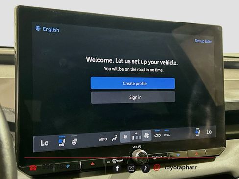 Used 2026 Toyota RAV4 XSE w/ Weather Package AWD/4WD image 13
