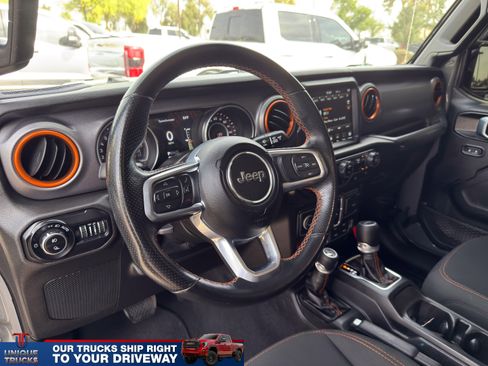 Used 2021 Jeep Gladiator Mojave image 17