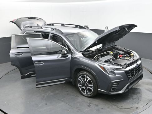 Used 2024 Subaru Ascent Limited image 39