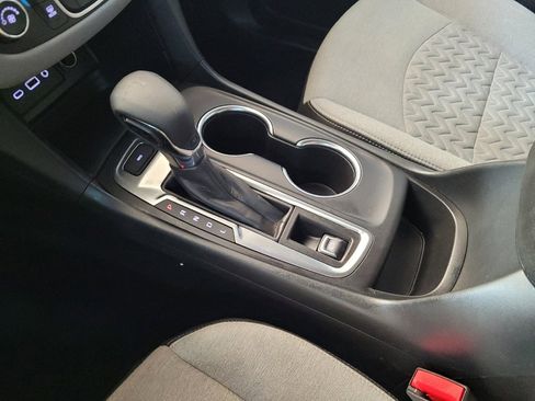 Used 2024 Chevrolet Equinox LS image 26