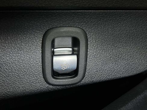 Used 2018 Dodge Durango SRT w/ SRT Interior Appearance Group image 22