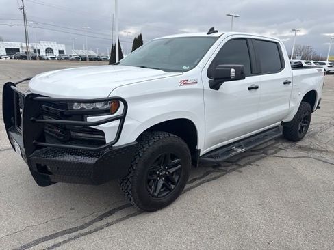 Used 2019 Chevrolet Silverado 1500 LT Trail Boss image 12