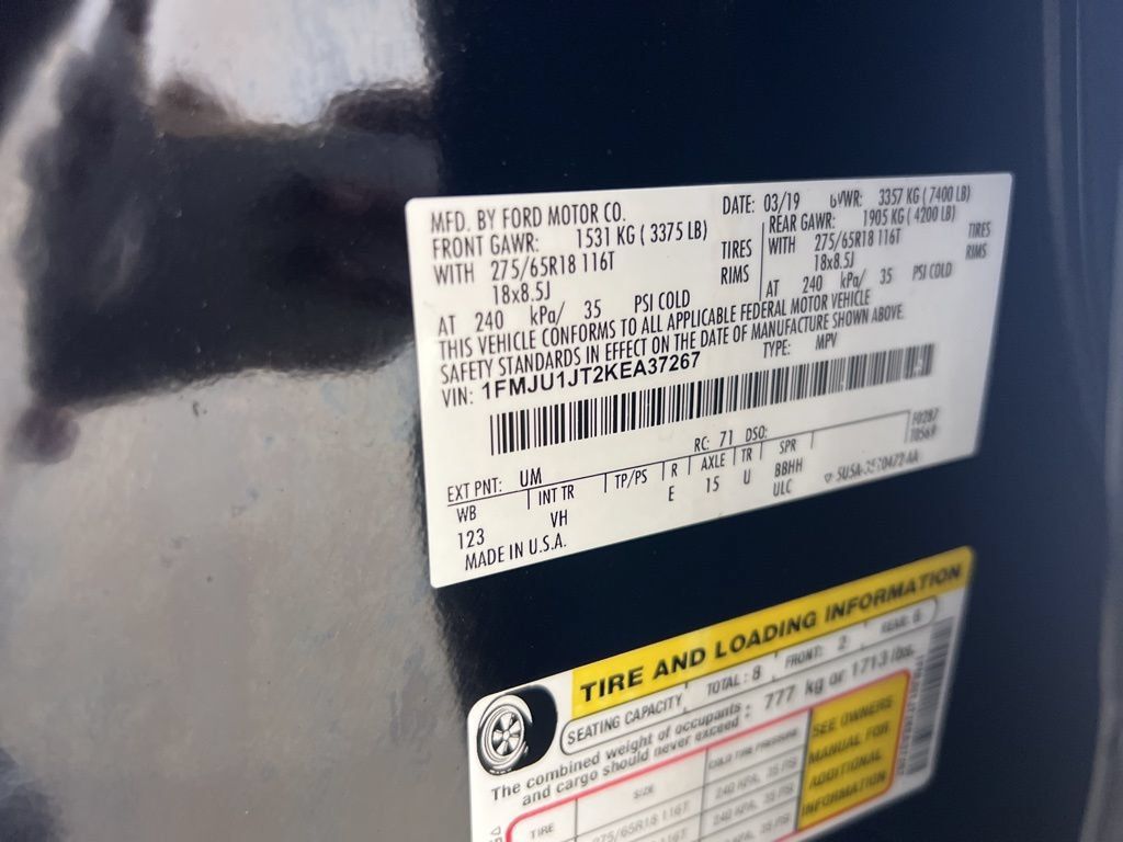 Used 2019 Ford Expedition XLT w/ Equipment Group 201A AWD/4WD image 32