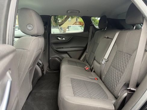 Used 2019 Chevrolet Blazer LT FWD image 7