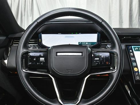 Used 2024 Land Rover Range Rover Sport Dynamic SE image 45