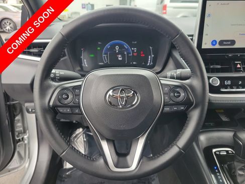 Used 2025 Toyota Corolla SE w/ SE Premium Package FWD image 24