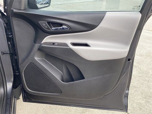 Certified 2022 Chevrolet Equinox LT image 28