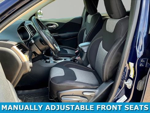 Used 2014 Jeep Cherokee Latitude AWD/4WD image 20