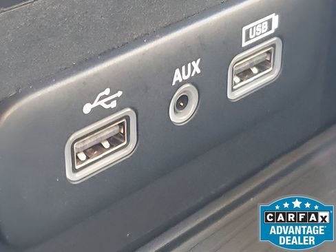 Used 2023 RAM 1500 Tradesman w/ Chrome Appearance Group image 34