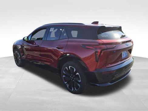 Used 2025 Chevrolet Blazer EV RS AWD/4WD image 3