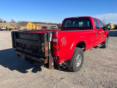Used 2015 Ford F250 XL w/ Power Equipment Group AWD/4WD image 3