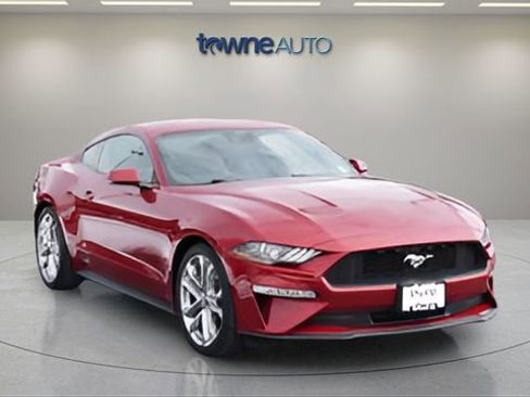 Used 2022 Ford Mustang Premium w/ Equipment Group 201A image 7