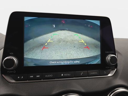 Used 2025 Nissan Sentra SV FWD image 21